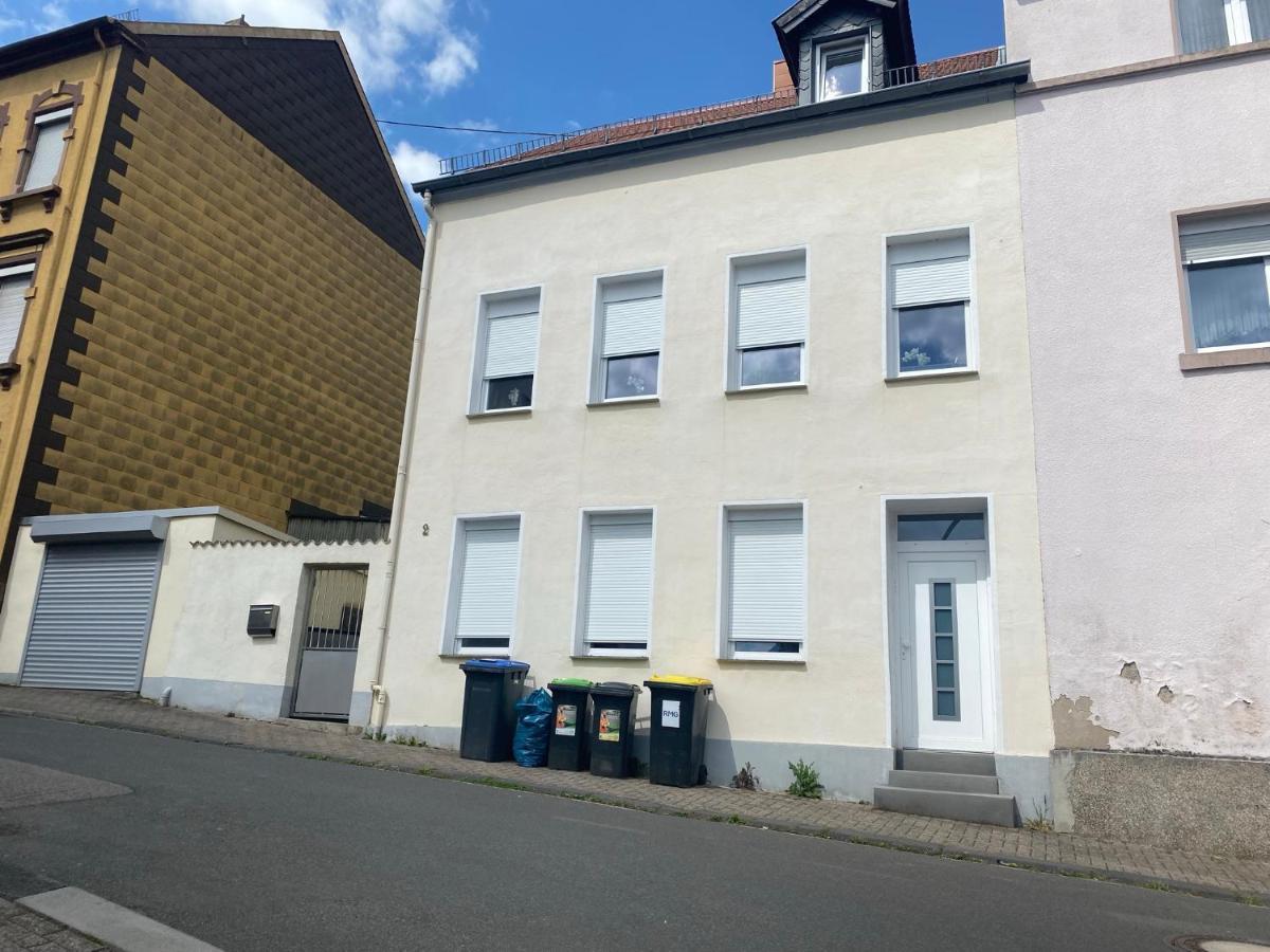 Apartments Lissy I Und II Neunkirchen  Exteriér fotografie